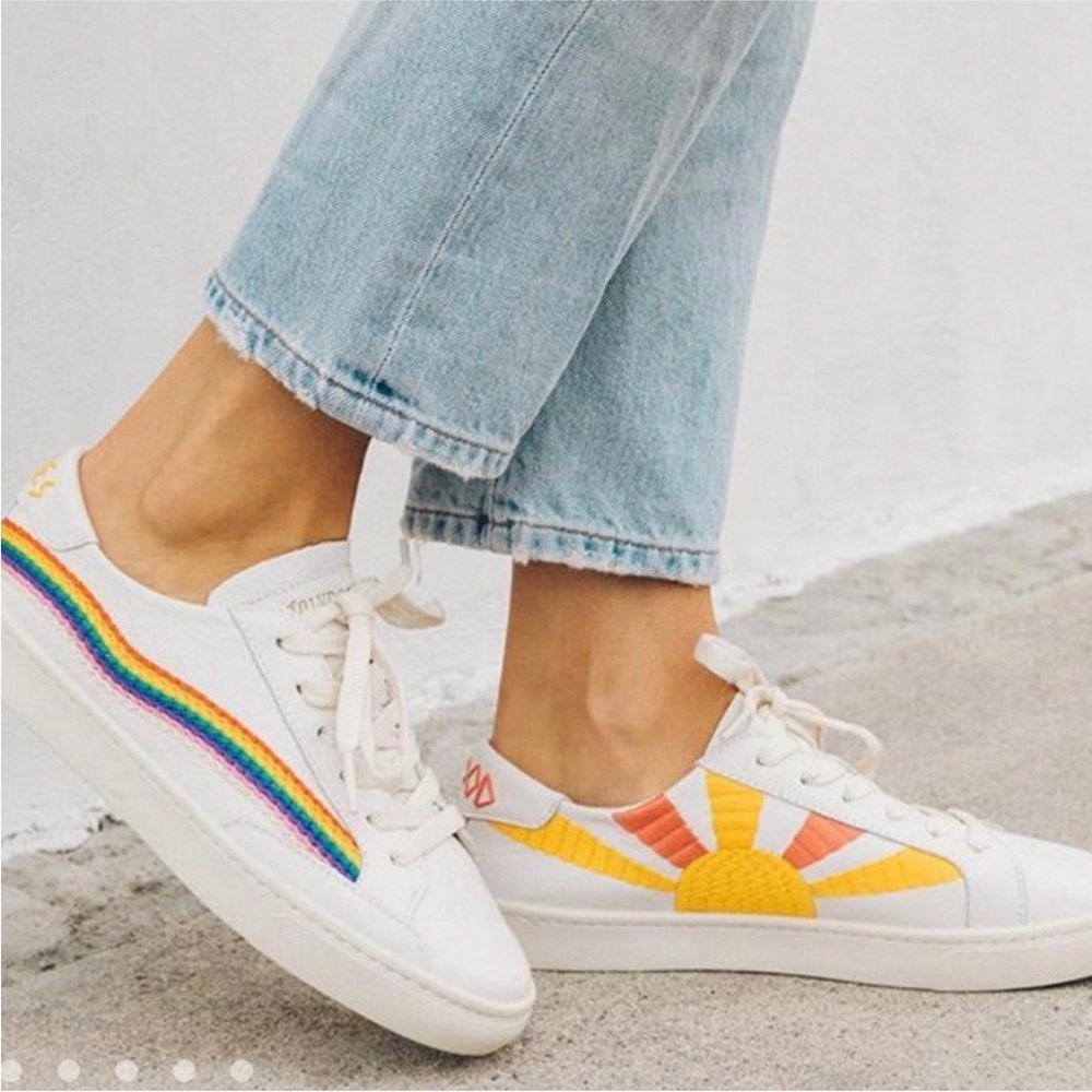 soludos good vibes lace up leather sneakers size 9